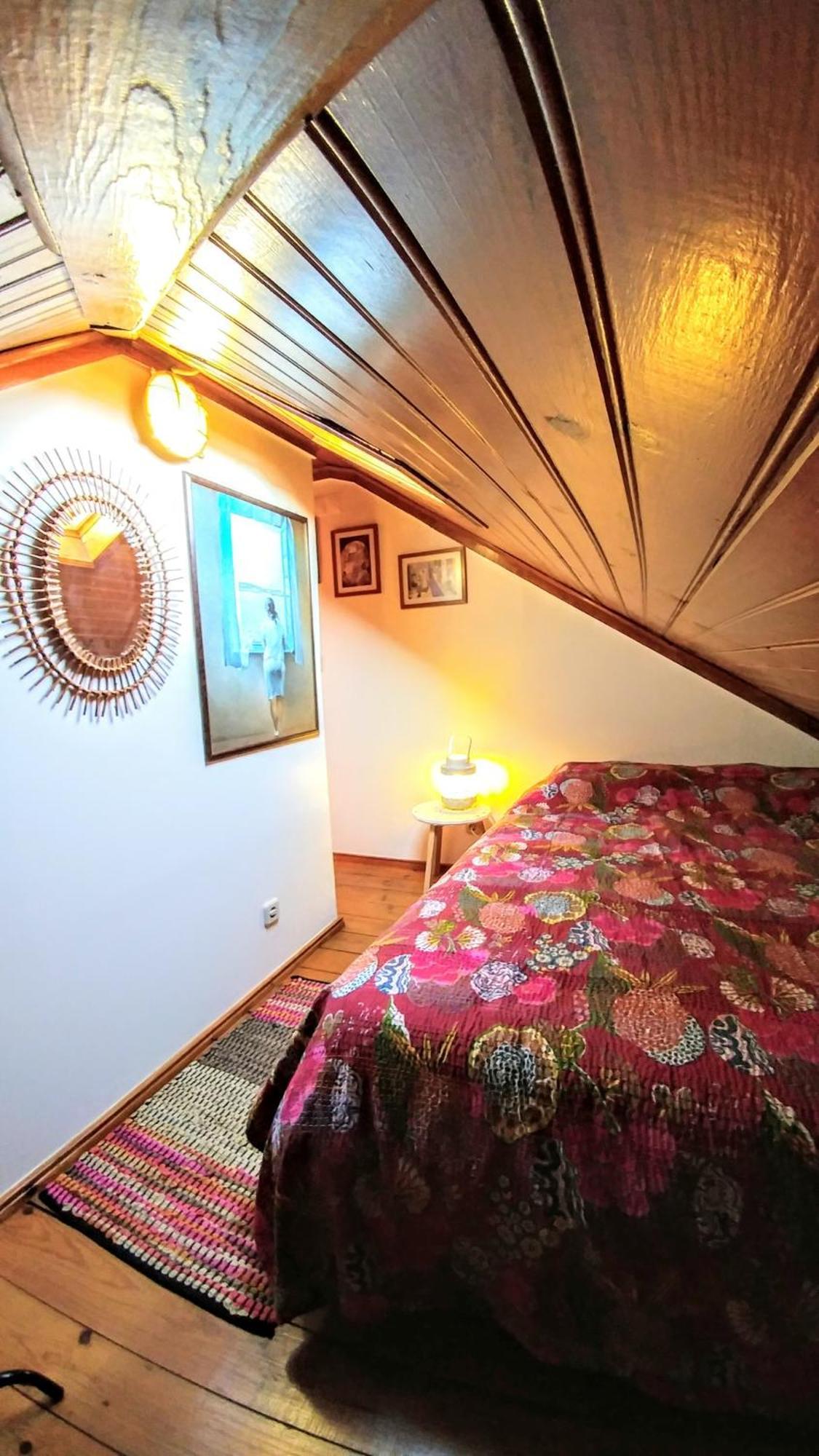 Apartment Mansarda No Coracao Do Bairro Alto Lissabon