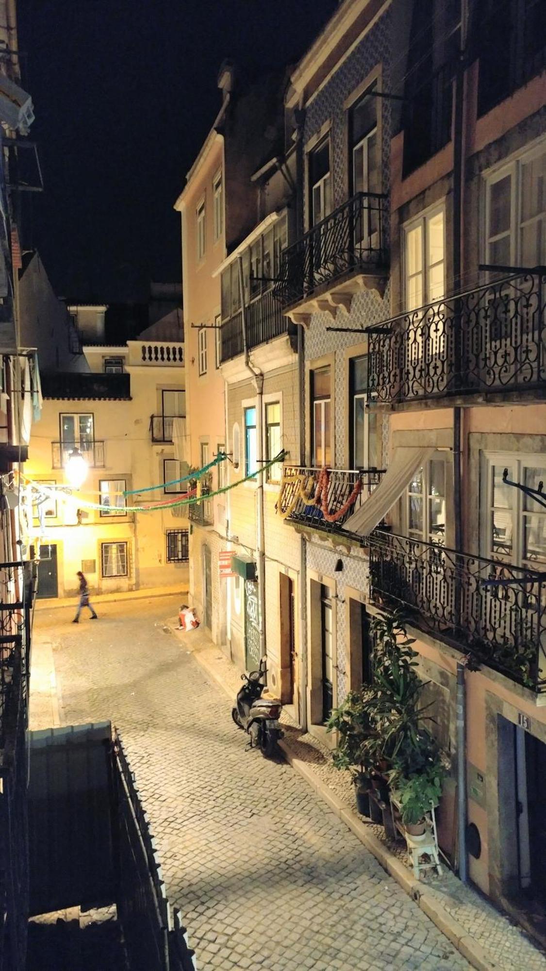 Mansarda No Coracao Do Bairro Alto Lissabon